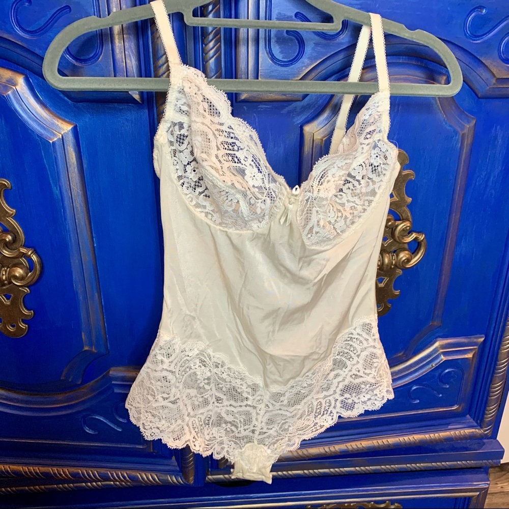 Vintage Wacoal Lace Lingerie Bodysuit Sz 38 MED - Picture 1 of 4
